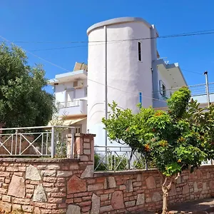 Myksamil Albania